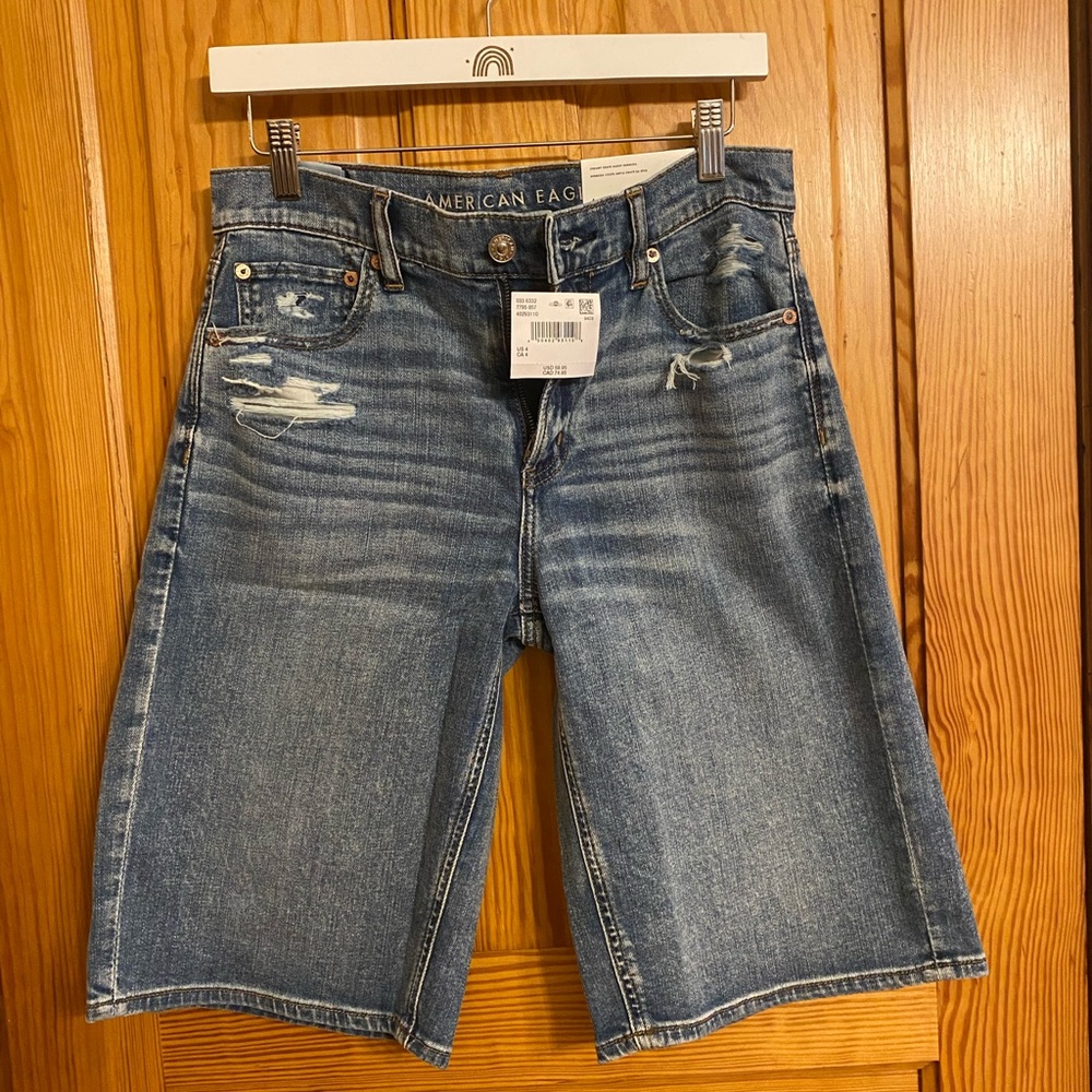 AE Dreamy Drape Low-Rise Baggy Bermuda Distressed Short